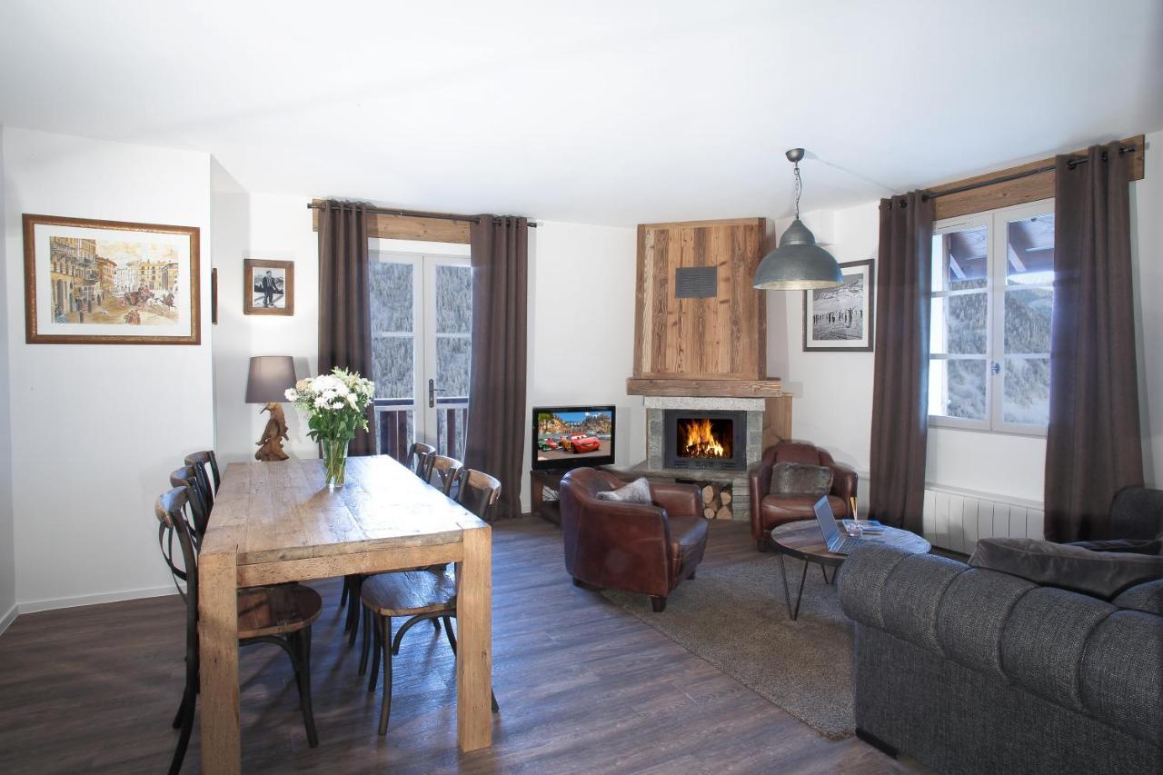 Chalet La Fedora - Appartements De Charme Vaujany Kamer foto