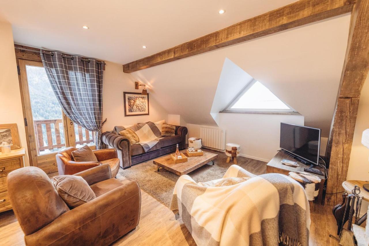 Chalet La Fedora - Appartements De Charme Vaujany Buitenkant foto