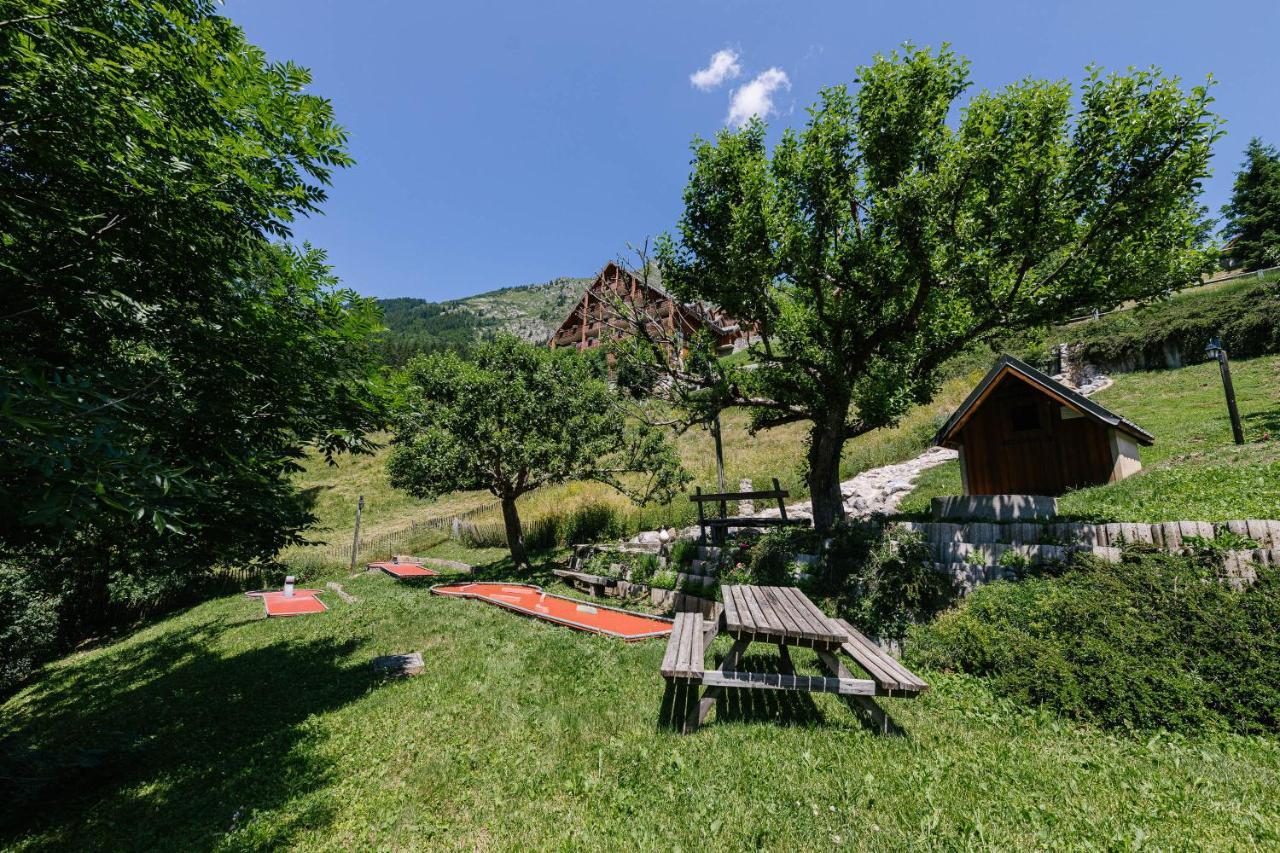 Chalet La Fedora - Appartements De Charme Vaujany Buitenkant foto